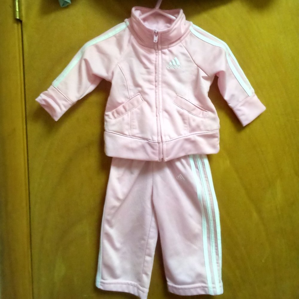 Adidas jogging suit